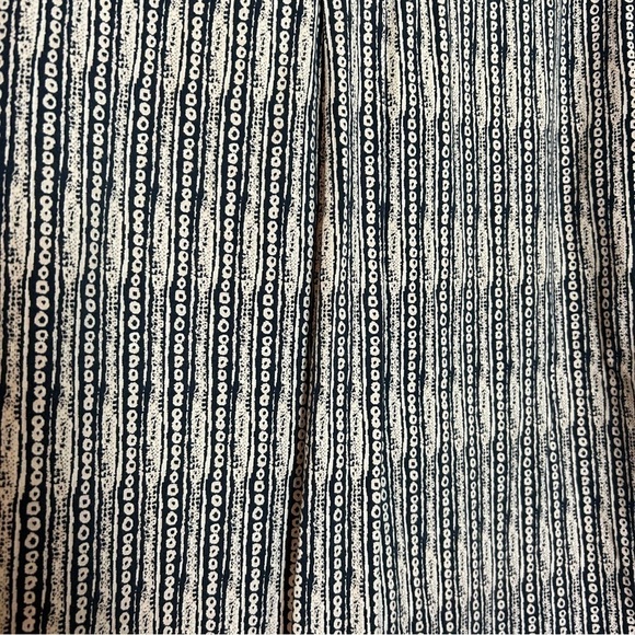 Greg Norman Collection Full Button Down Short Sleeve Shirt Sz. M - Picture 10 of 13